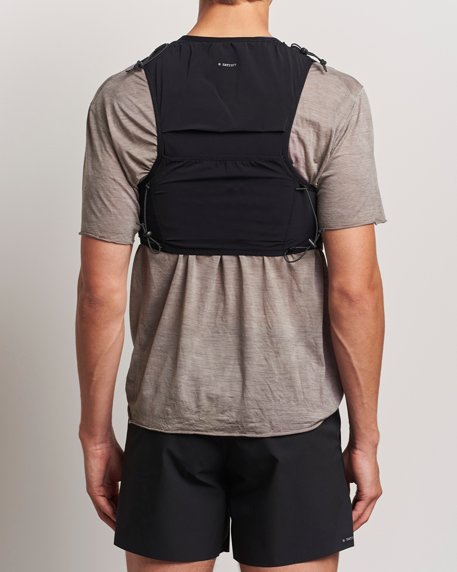 Hombres |  | Satisfy | Justice Cordura Hydration Vest Black