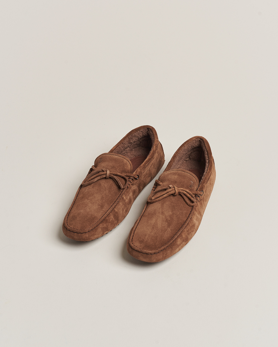 Hombres |  | Tod\'s | Winter Shearling Gommino Brown Suede