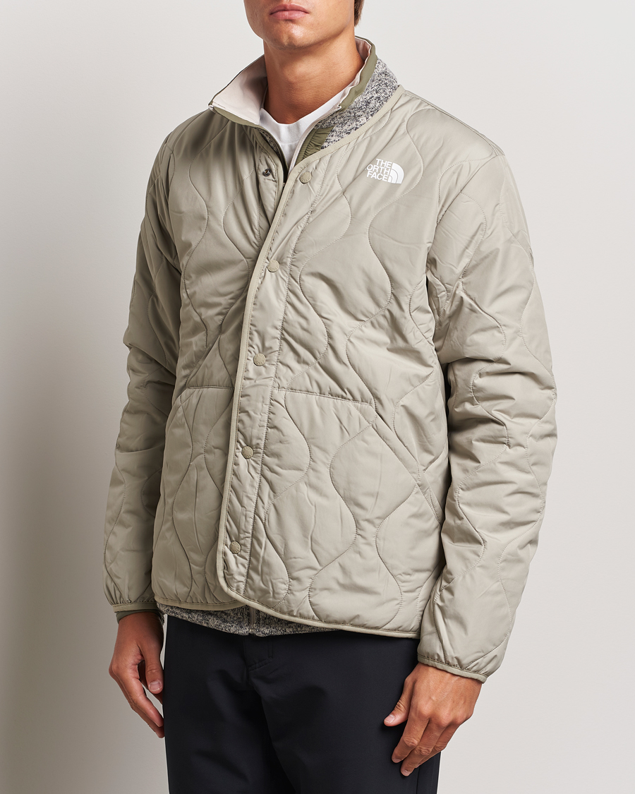 Hombres | Chaquetas acolchadas | The North Face | Ampato Quilted Liner Grey