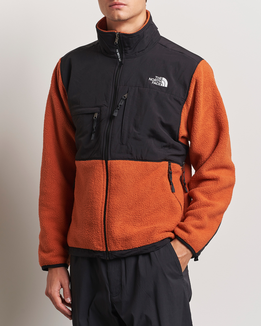 Hombres |  | The North Face | Retro Denali Jacket Black/Orange