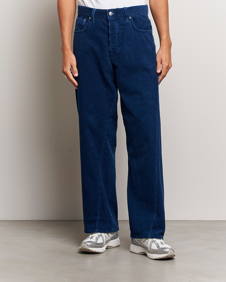 Hombres | Pantalones de pana | Sunflower | Wide Twist Corduroy Pants Indigo