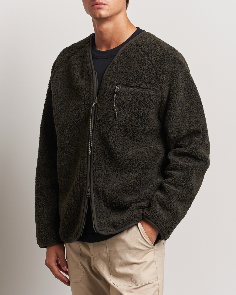 Hombres |  | Peak Performance | Heavy Pile Oversized Cardigan Olive Extreme