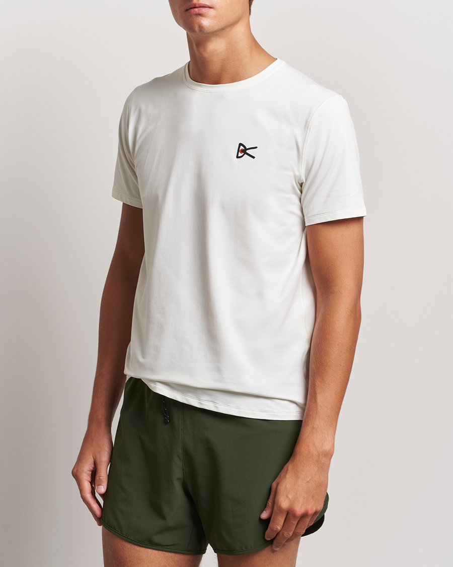 Hombres |  | District Vision | Lightweight Short Sleeve T-Shirt Lunar White