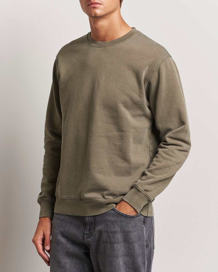 Hombres |  | Colorful Standard | Classic Organic Crew Neck Sweat Misty Brown