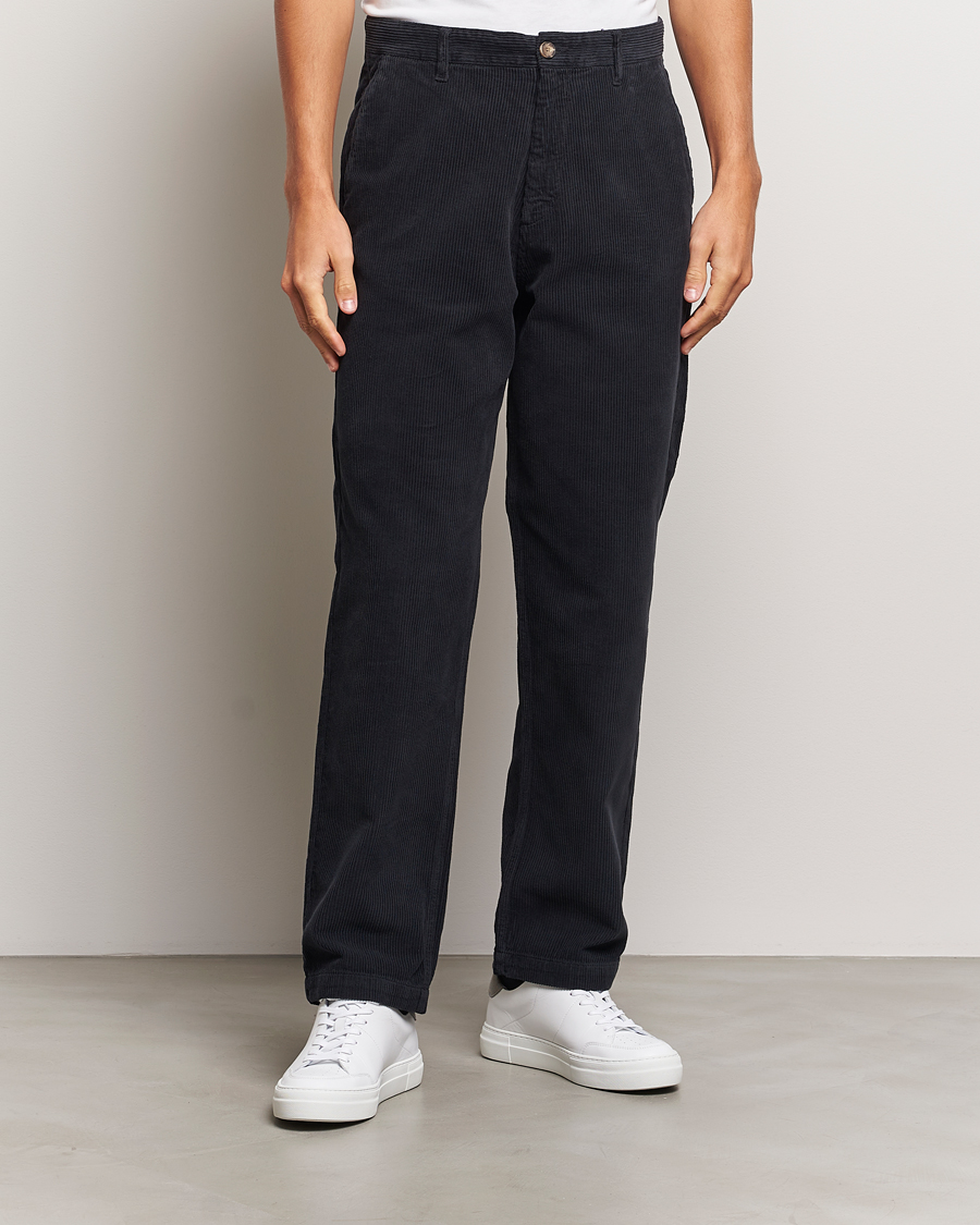 Hombres | Ropa | A Day\'s March | Redwood Corduroy Trousers Black