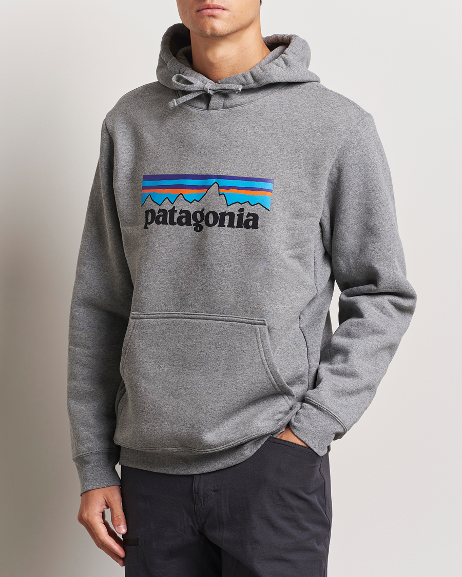 Hombres |  | Patagonia | P-6 Logo Uprisal Hoody Gravel Heather