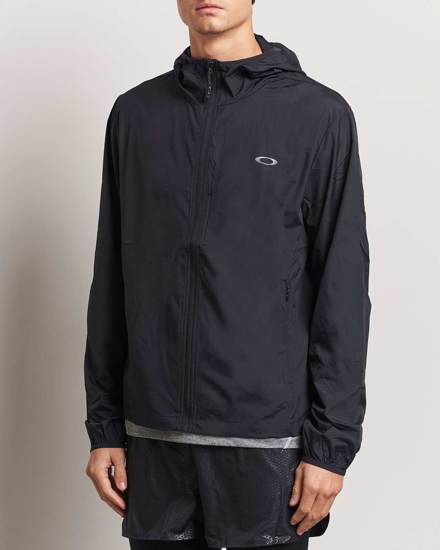 Hombres |  | Oakley | Foundational Jacket Blackout