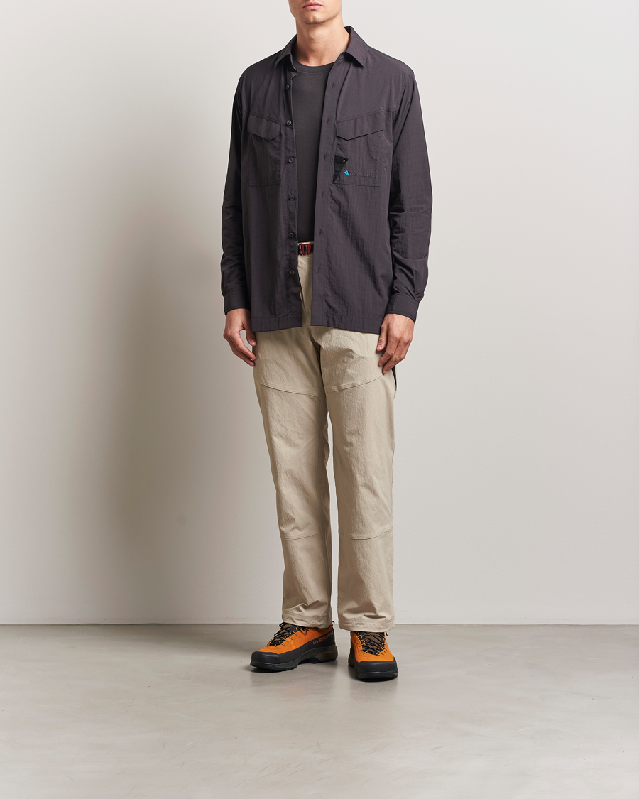 Hombres | Pantalones | Klättermusen | Asar Function Pants Fossil Tan