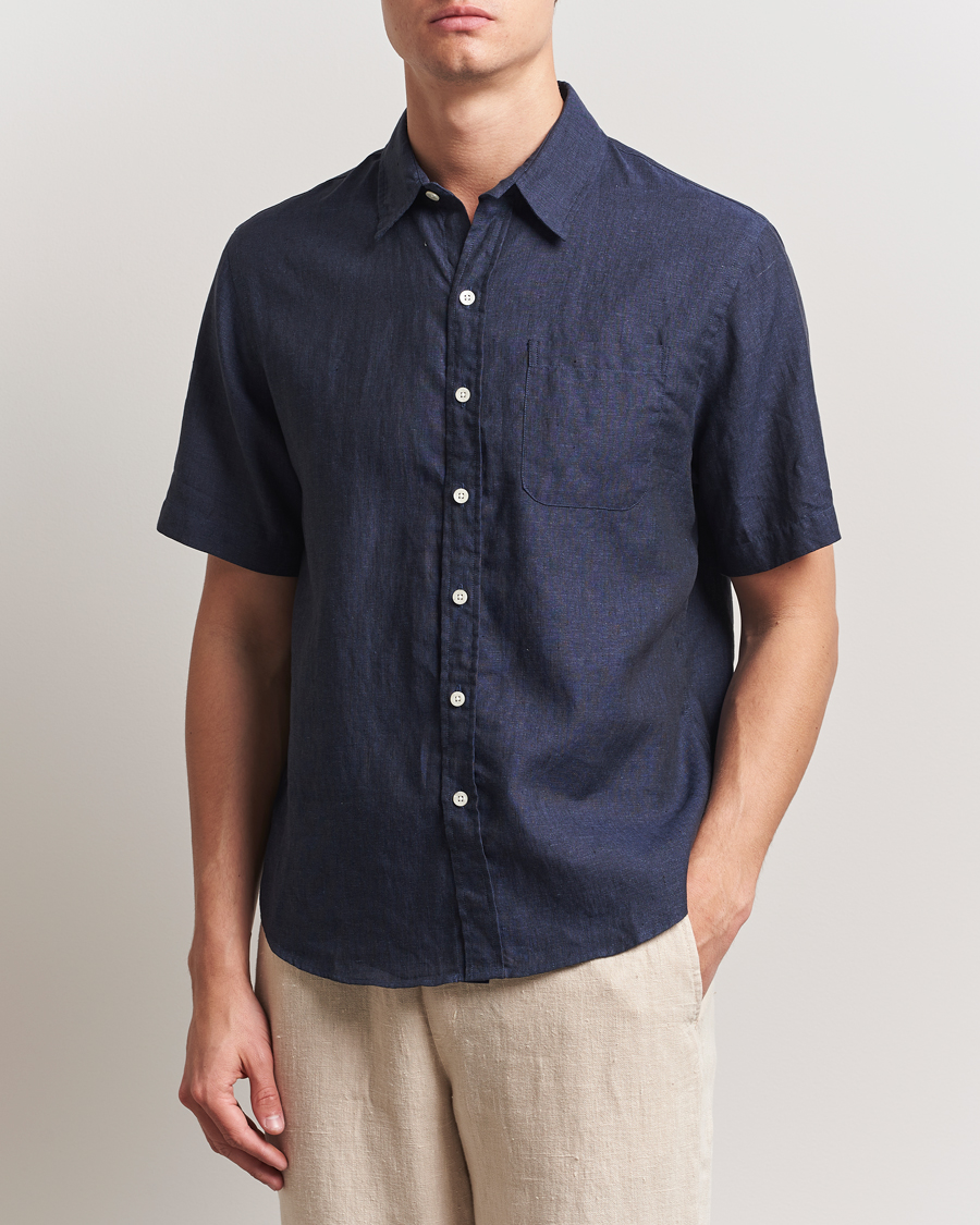 Hombres | Camisas | Colorful Standard | Garment Dyed Linen Short Sleeve Shirt Navy Blue