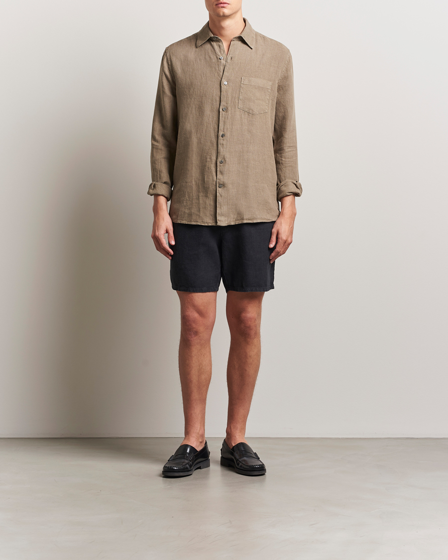 Hombres | Pantalones cortos | A Day's March | Ipu Linen Drawstring Shorts Off Black